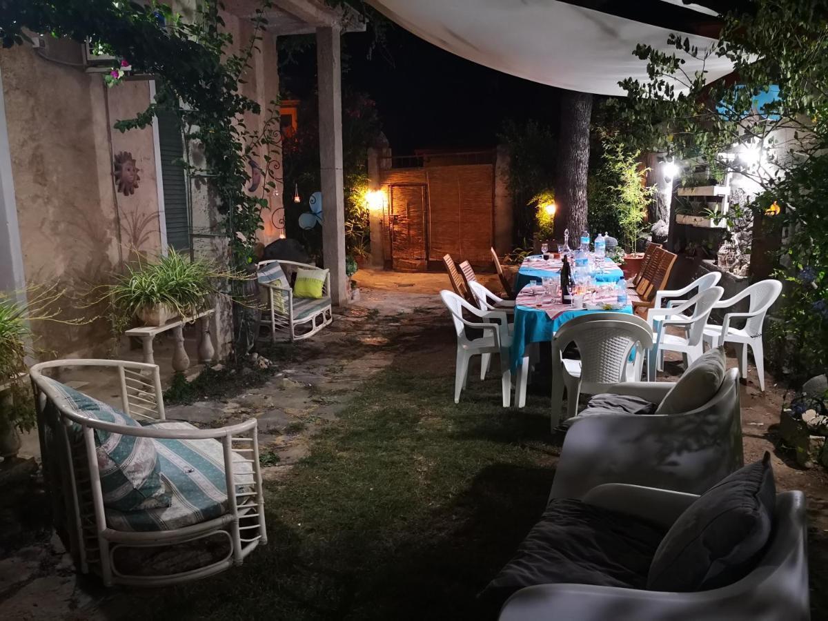 Zia Chiarina Bed & Breakfast San Nicolo Gerrei ภายนอก รูปภาพ