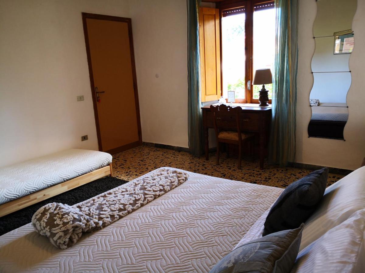 Zia Chiarina Bed & Breakfast San Nicolo Gerrei ภายนอก รูปภาพ