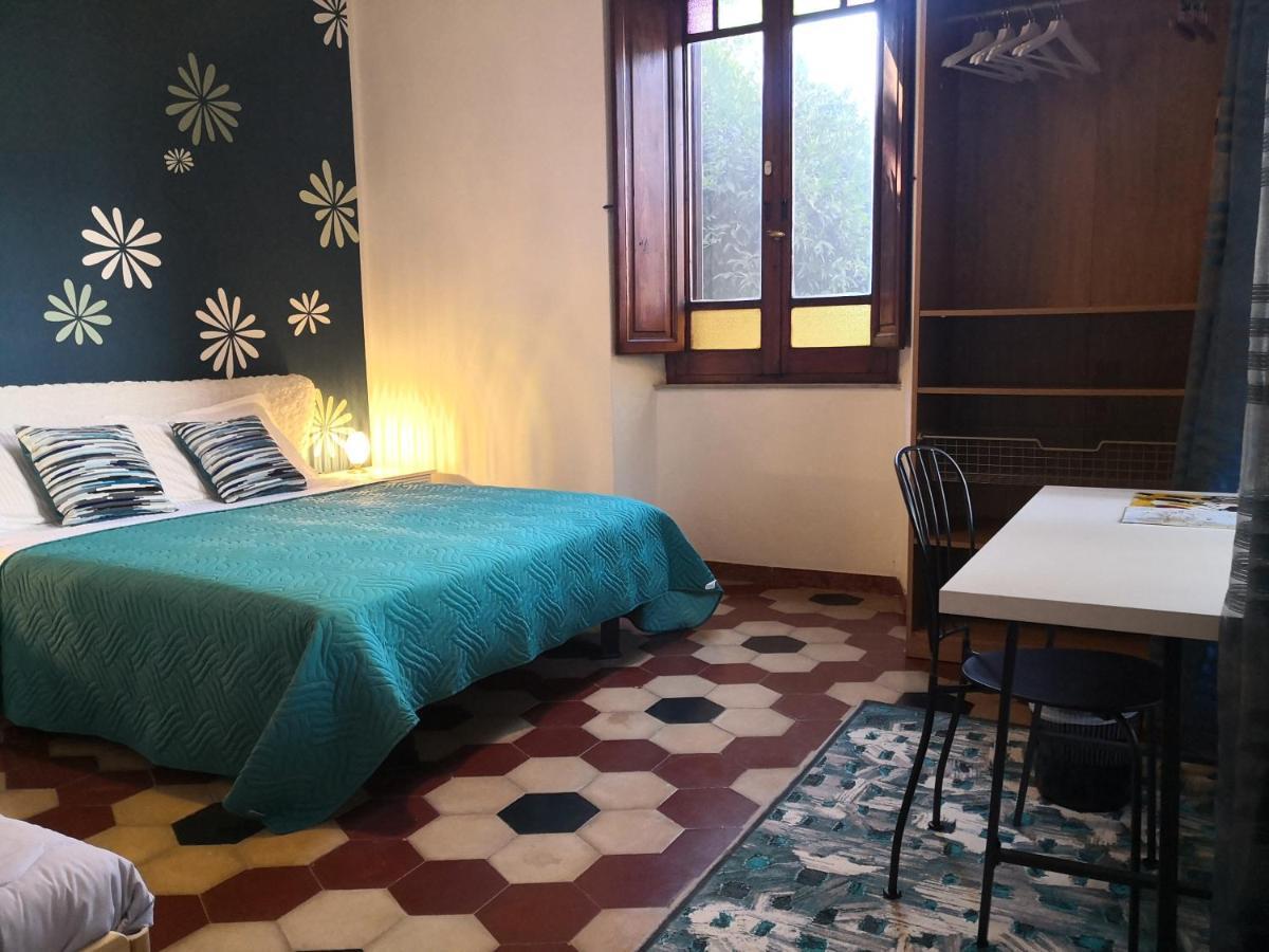 Zia Chiarina Bed & Breakfast San Nicolo Gerrei ภายนอก รูปภาพ