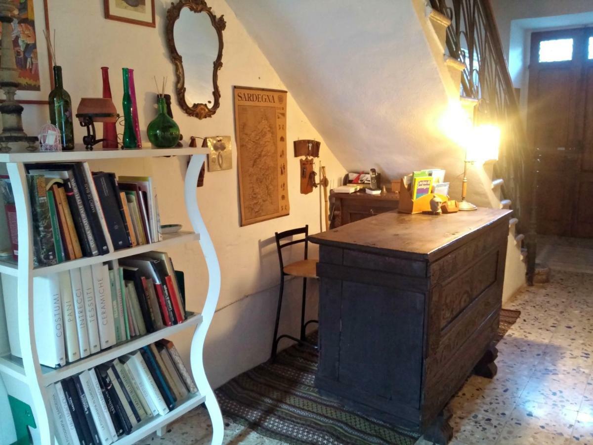 Zia Chiarina Bed & Breakfast San Nicolo Gerrei ภายนอก รูปภาพ